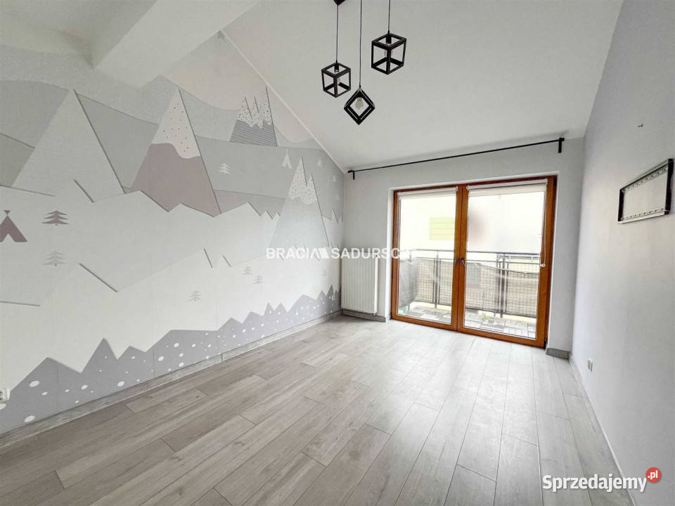 sprzedaży mieszkania 8033m2 4pokojowe Kraków