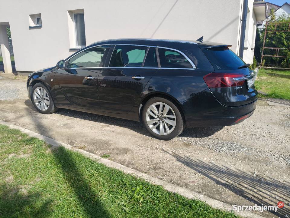 Opel Insignia bogate wyposażenie Kombi Sienno