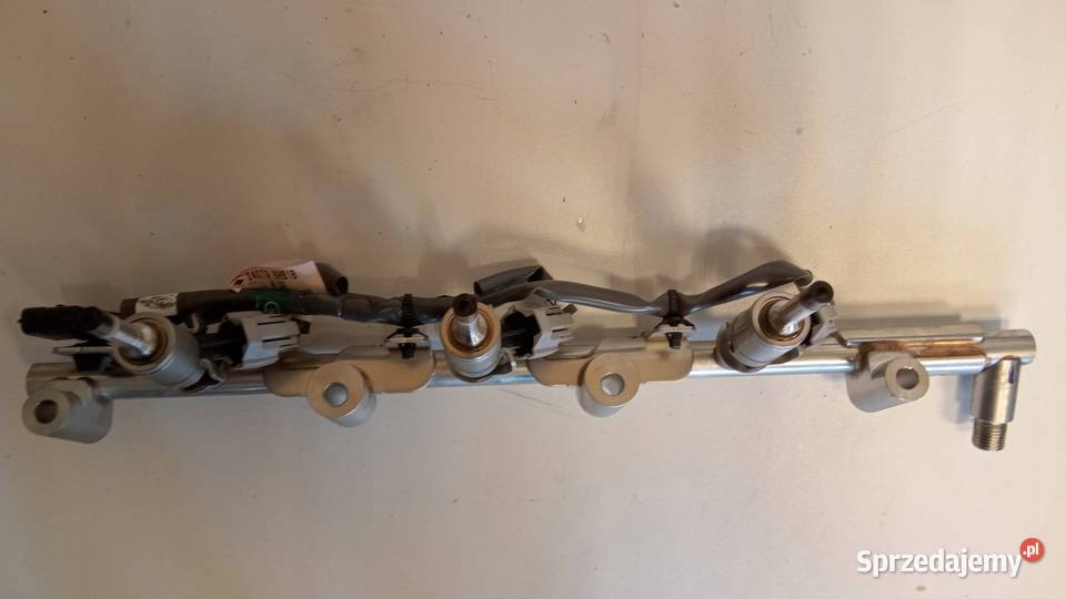 LISTWA WTRYSKOWA LEWA INFINITI Q50 Q60 30T osobowe Nowy Tomyśl