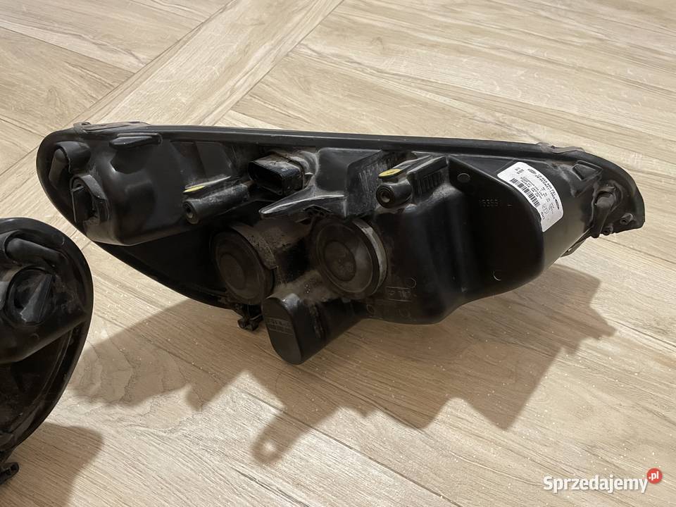 Lampa przód Lewa Prawa FORD SMAX 06r Europa Darłowo