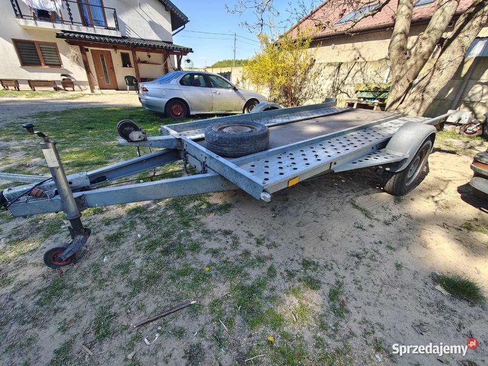 Laweta samochodowa Niewiadów Byczyna