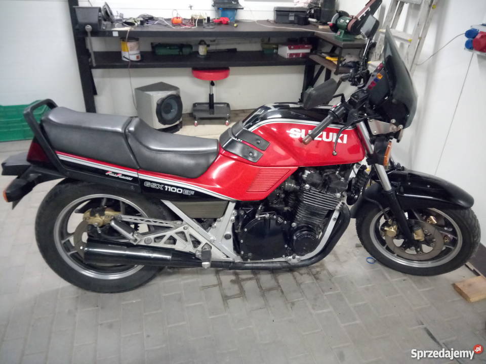 Suzuki GSX 1100 ef nie bandit cbr r1 Rok produkcji 1986 sprzedam
