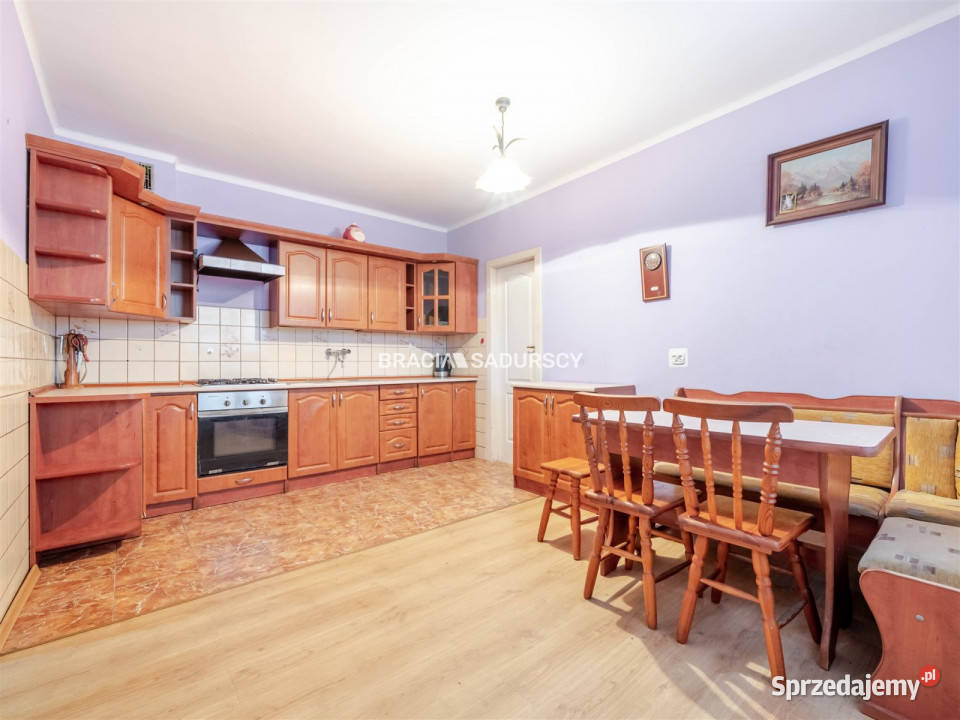 Dom wolnostojący sprzedam Pietrzejowice 195m2 asfalt