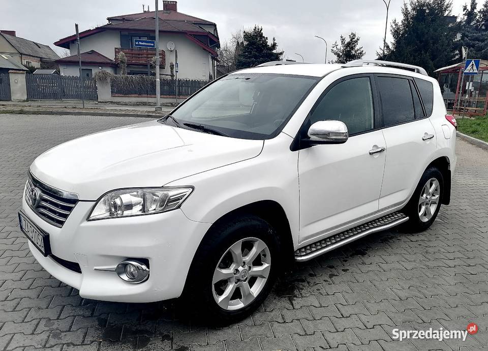 Toyota RAV 4 4X4 benz lpg 207000km