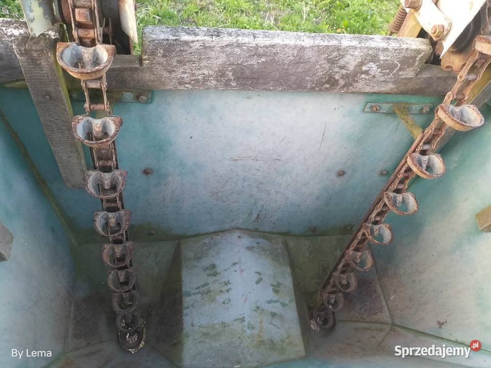 Sprzedam fabryczną polską sadzarkę KPMR Nowa Góra sprzedam