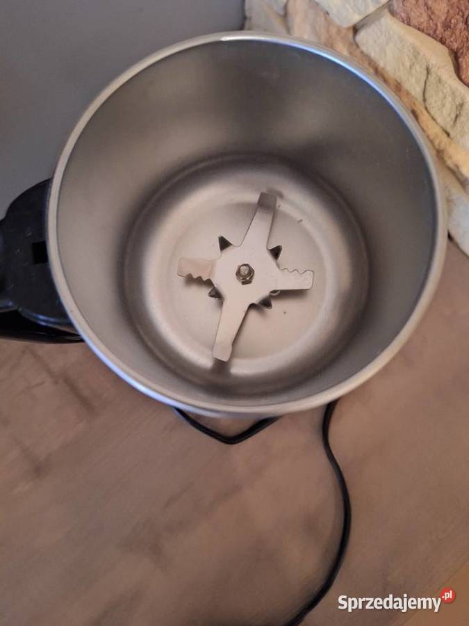 Młynek wielofunkcyjny do orzechów kasztan kawy Kalisz