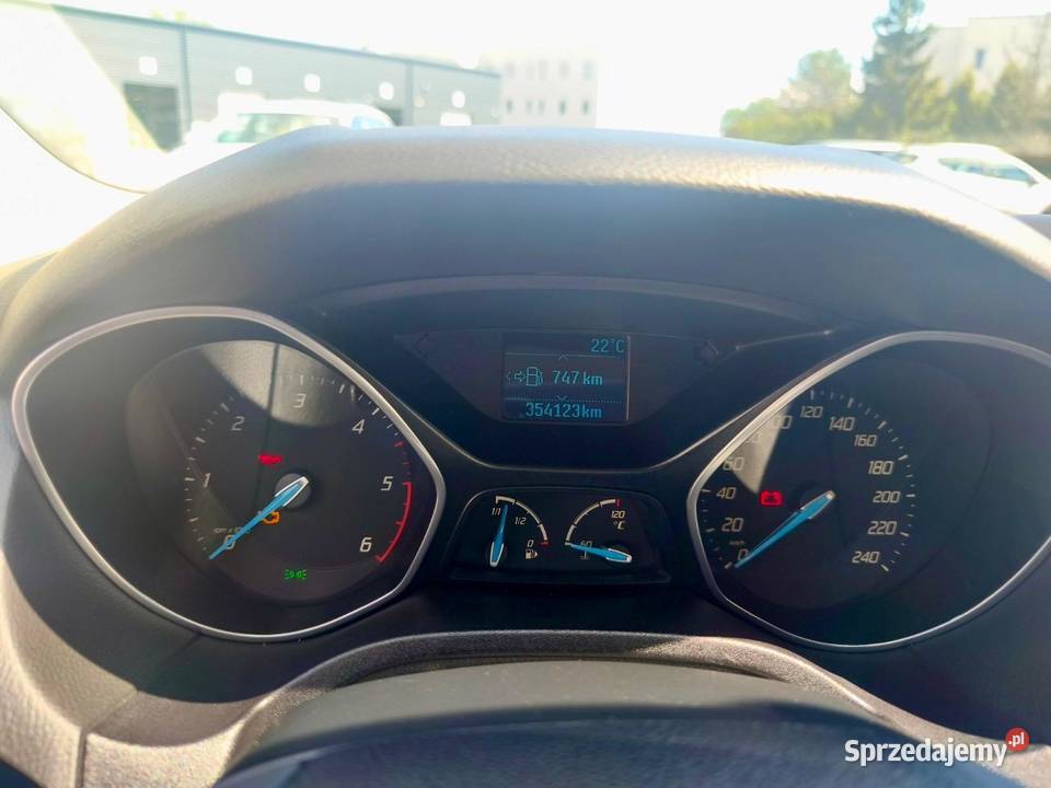 Ford Focus Trend 16 TDCi MR 11 E5 95 2012r