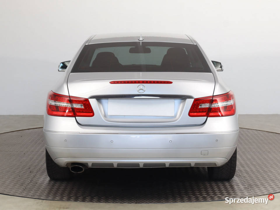 Mercedes E E 250 skórzana tapicerka