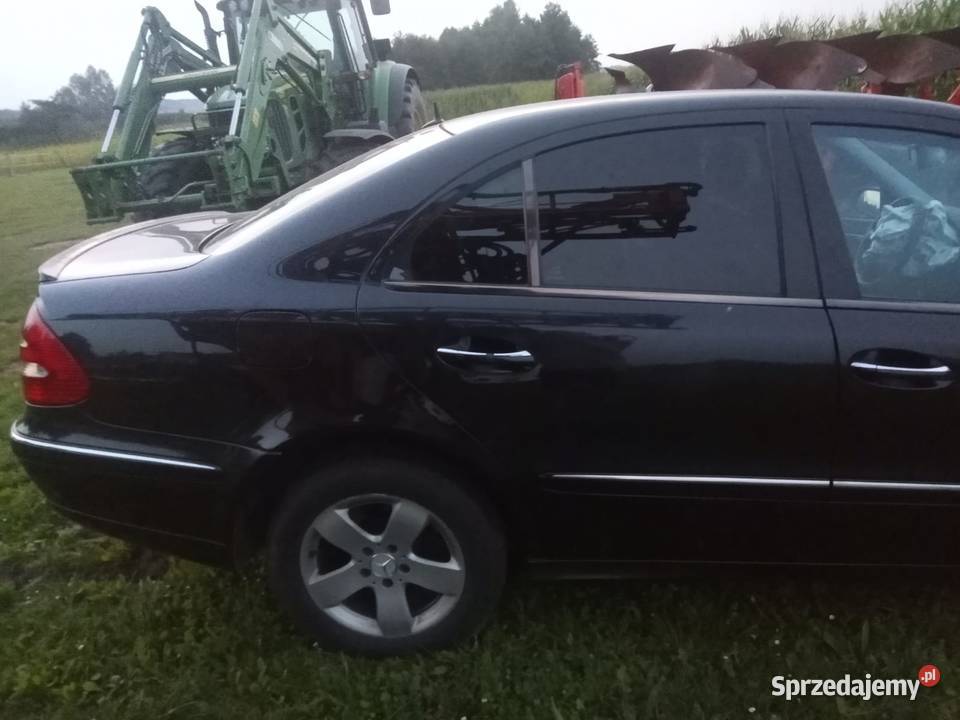 Mercedes E klasa w211 zderzak tył pdc lubelskie Horodło sprzedam