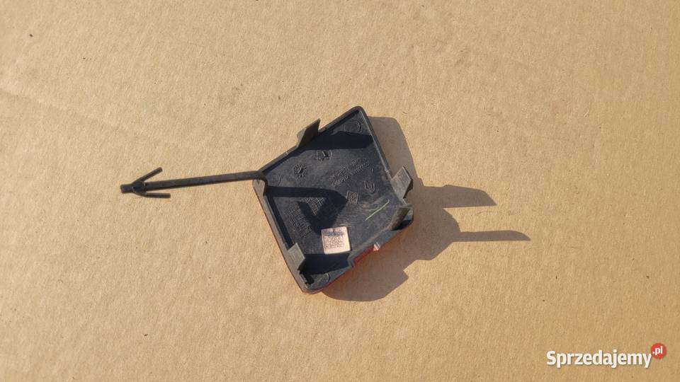 RENAULT CLIO IV 4 LIFT 16 ZAŚLEPKA HAKA ZDERZAKA osobowe Ruda Śląska