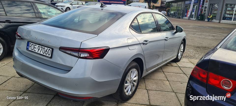 Skoda Superb benzyna hybryda 150 salon szary Dębica sprzedam