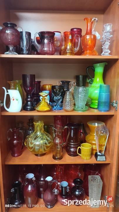 Szkło Kolorowe PRLu Wiązów