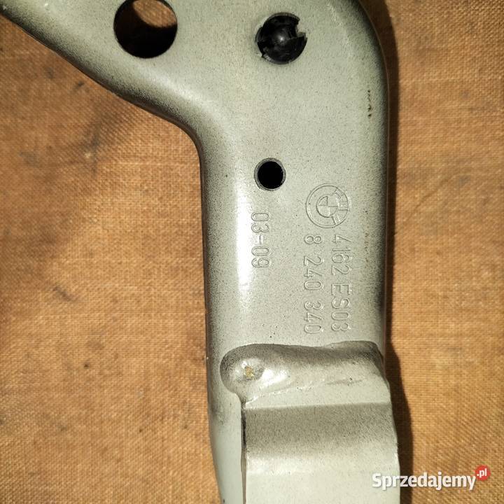 Zawiasy tylnej pokrywy bagażnika BMW E65 E66 Poręba