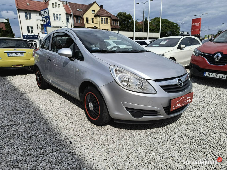 Opel Corsa Salon Polska klimatyzacjacentarlny Corsa Bydgoszcz