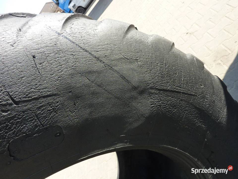 Opona używana rolnicza 80045305 80045R305 Zaścianki