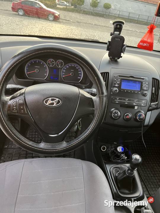 Hyundai i30 poduszka powietrzna Samochody osobowe Słupca