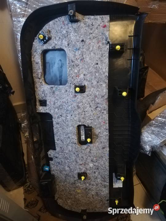 Tapicerka klapy Ford escape kuga