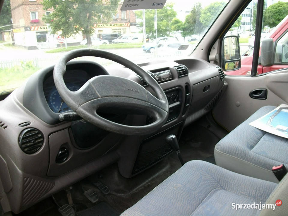 Renault Master 28 d84 KW1665 ładowności Renault Katowice
