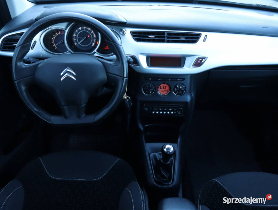 Citroen C3 14 VTI czarny