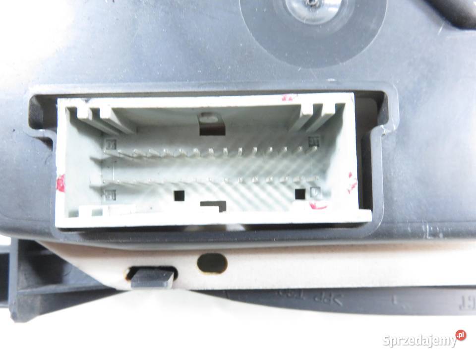 LICZNIK RENAULT TRAFIC II 19 dCi P8200006337A osobowe małopolskie