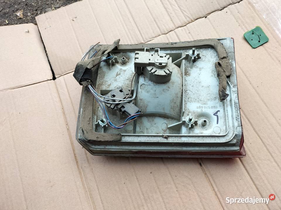 AUDI 80 B3 B4 KOMBI LAMPA TYŁ TYLNA LEWA KLAPA Kamień-Kolonia
