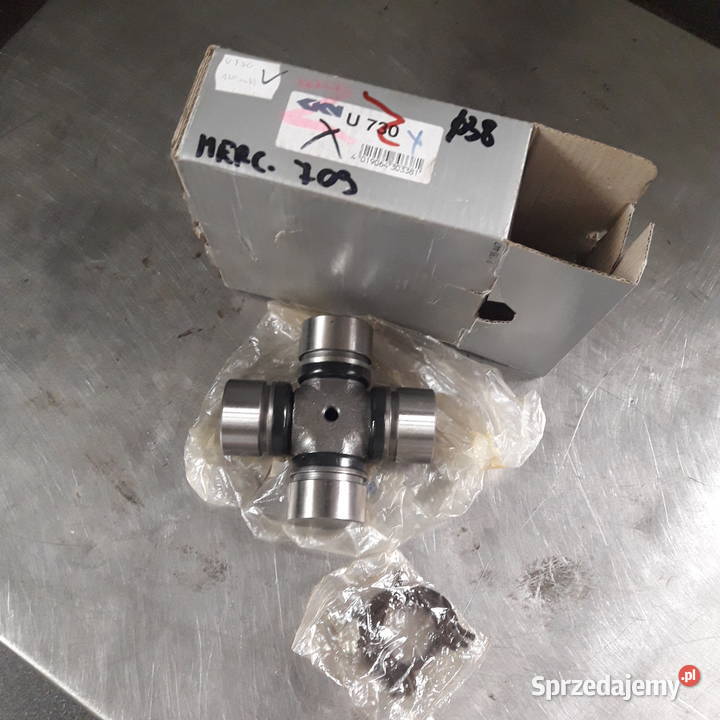 Krzyżak wału Mercedes 709 811 Vario 814 815