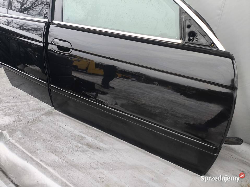 DRZWI PRZEDNIE TYLNE PRAWE SEDAN BMW E39 BLACK osobowe Radom sprzedam