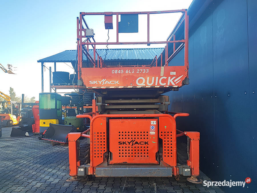 Podnośnik nożycowy zwyżka robocza terenowa diesel