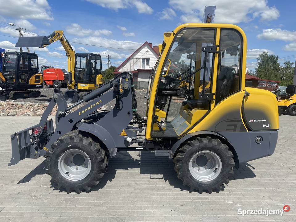Nowa Ładowarka przegubowa EUROTRAC W12S silnik