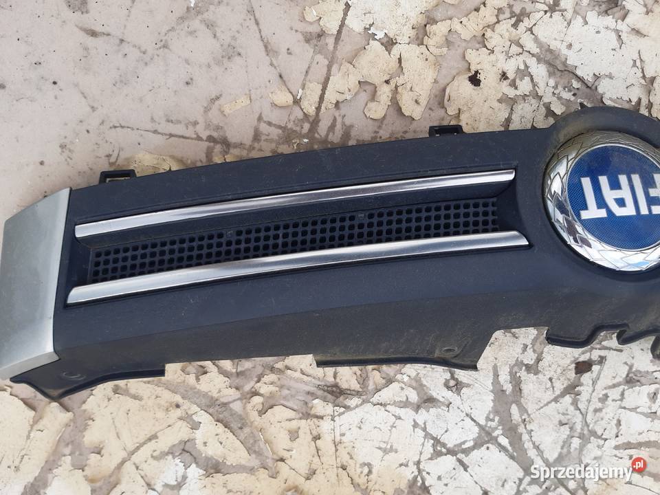 Fiat Panda II atrapa przednia kolor 647