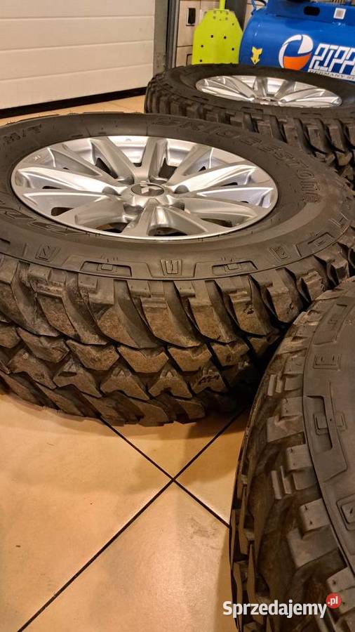 Felgi aluminiowe z oponami MT do Mitsubishi L Zabrze sprzedam