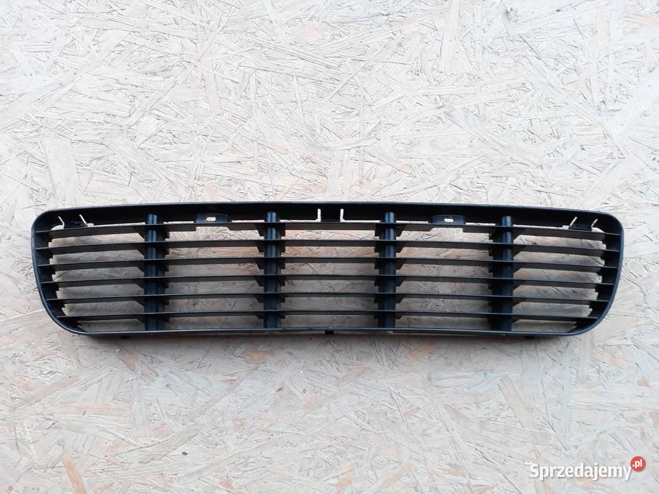 VW POLO 3 III KRATKA ŚRODKOWA ZDERZAKA PRZÓD Międzychód