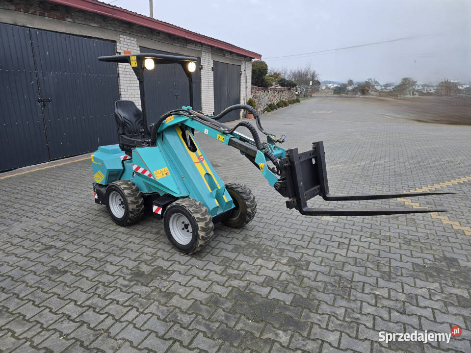 Mini ładowarka teleskopowa VANO DIESEL 120 DS Włosty