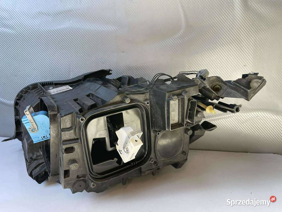 MERCEDES CLS W218 PRAWA SOCZEWKA SKRĘTNA LAMPY