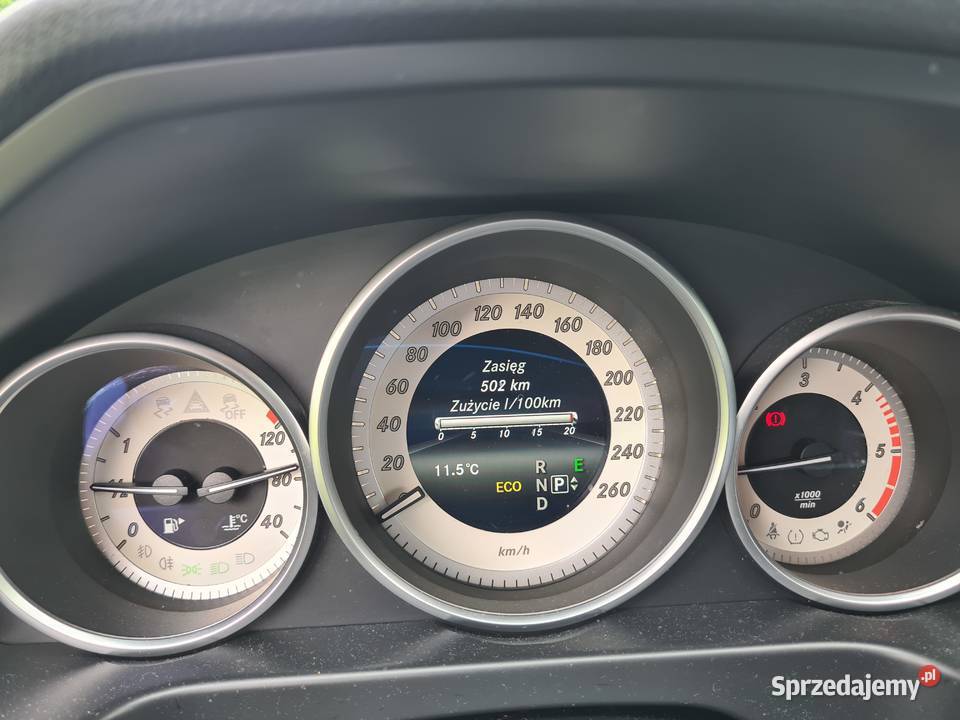 MercedesBenz klasa E z 2014 r 22 CDI BlueTec