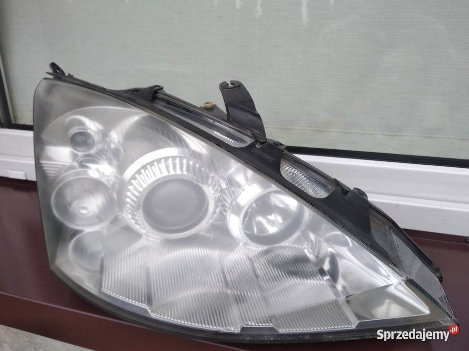 Ford Focus MK1 lampy przednie reflektory przód łódzkie Sieradz
