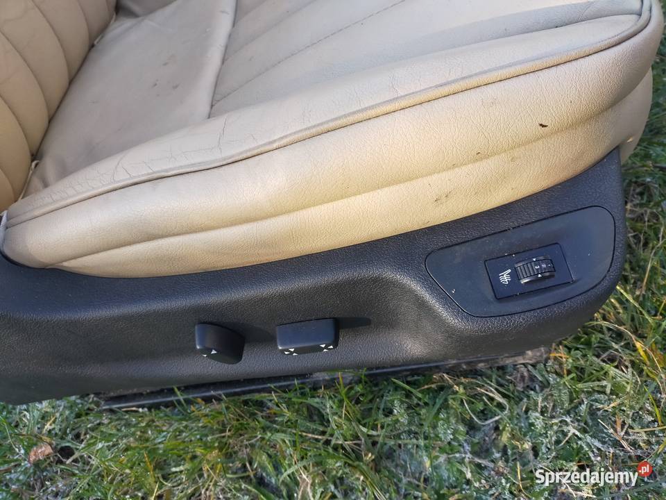 Peugeot 407 wnętrze komplet bananowe skóry Rok produkcji 2006 Zwoleń
