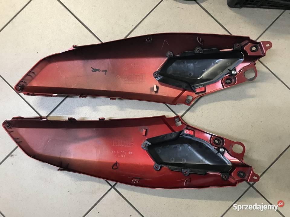 Boczek owiewka zadupekogon lewa i prawa Yamaha N małopolskie Jawiszowice