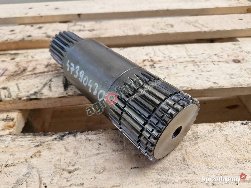 Wałek Case Magnum 235 250 260 280 Skrzynia biegów Byków sprzedam