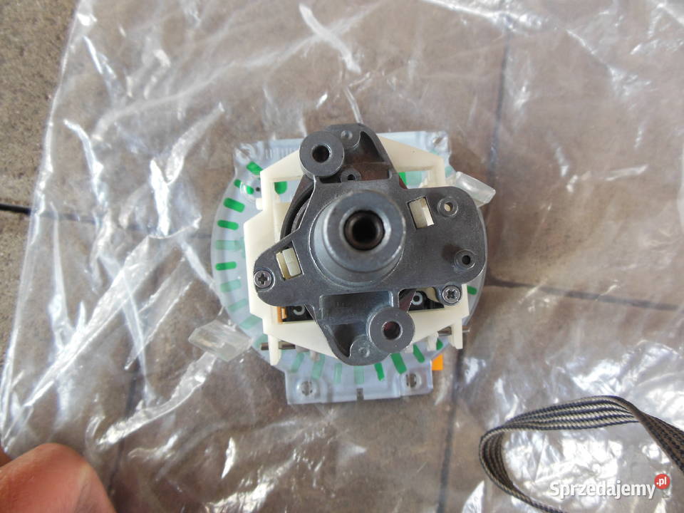 LICZNIK PRĘDKOŚCIOMIERZ FIAT 126p EL ELEGANT Liczniki i zegary Kozy