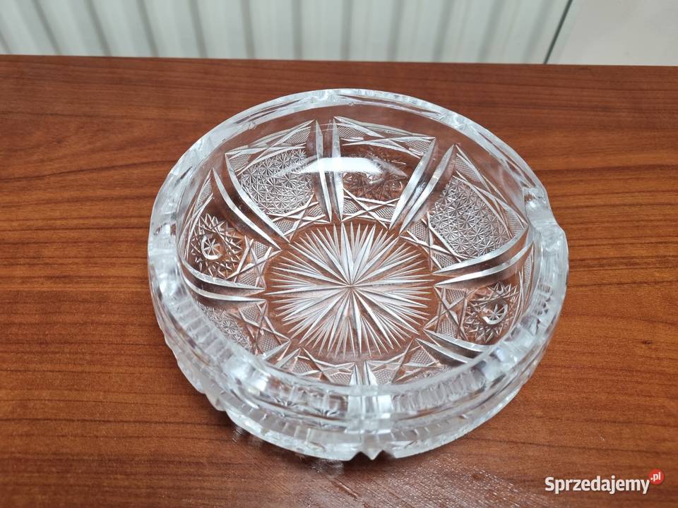 Kryształ popielnica ozdobna z okresu PRL