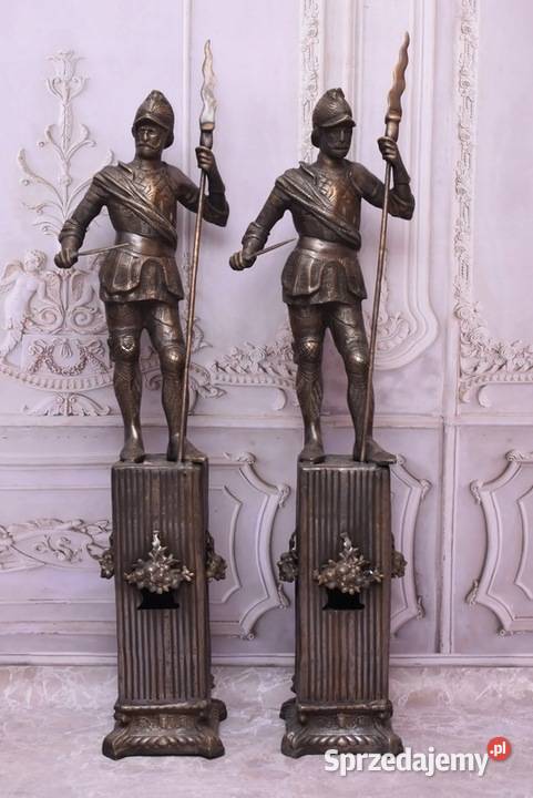 Dwie Figury z Brązu Strażnicy przed Dom Rzymski sprzedam