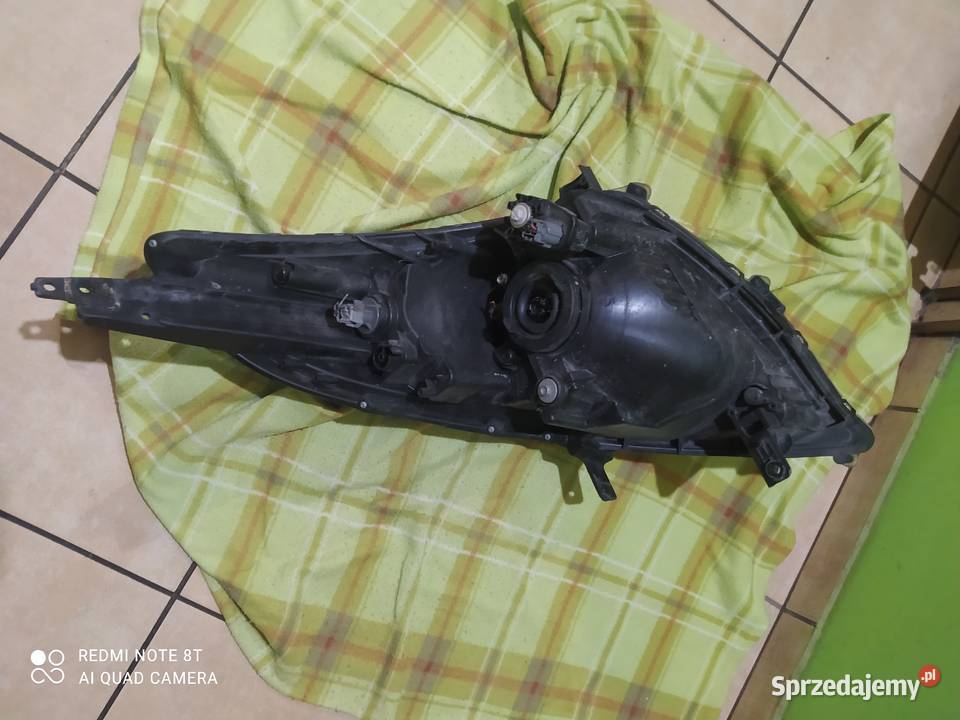 SUZUKI SWIFT 10 LAMPA PRAWĄ PRZEDNIA P9121 H7 EU Międzychód