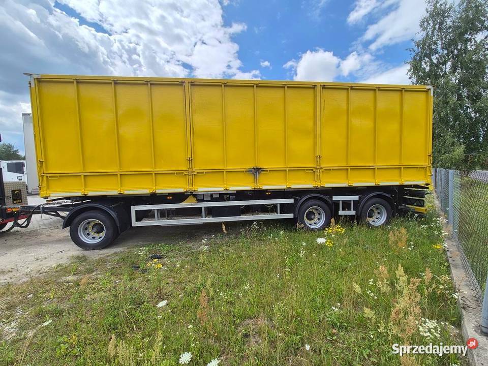 Zestaw samojezdny rębak do drewna Wust SMC812 na Bilcza