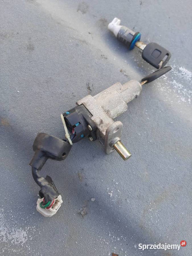 Stacyjka 1 wkład 2 kluczyki do skutera RY8