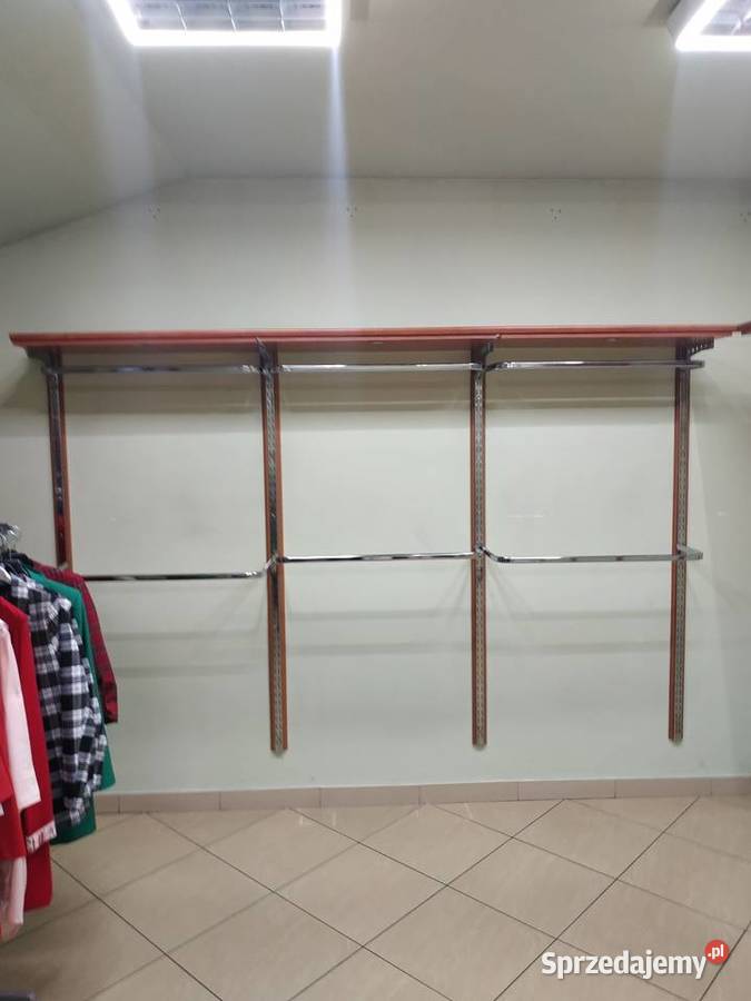 Wyposażenie sklepu odzieżowego Łącko