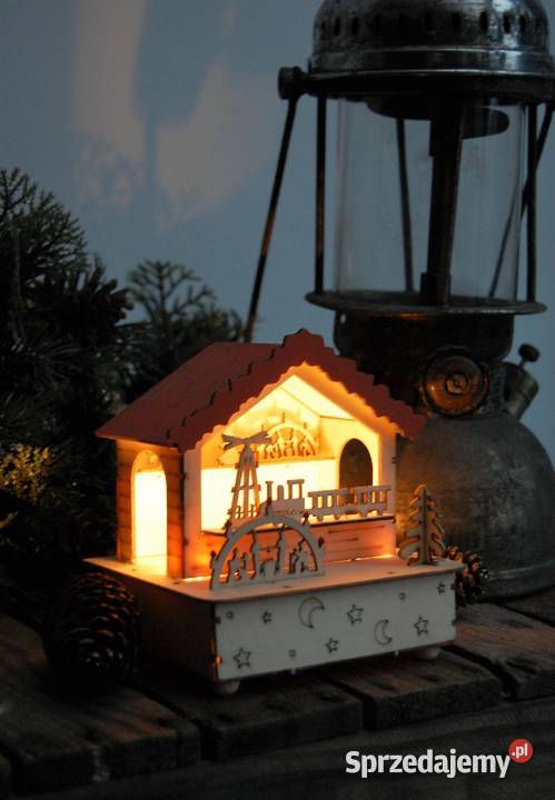 Domek drewniany podświetlany LED Vershold Dom i Ogród lubelskie