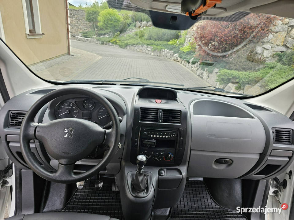 Peugeot Expert L2H1 Brygadówka Long Klima 6 przyciemniane szyby Zagnańsk