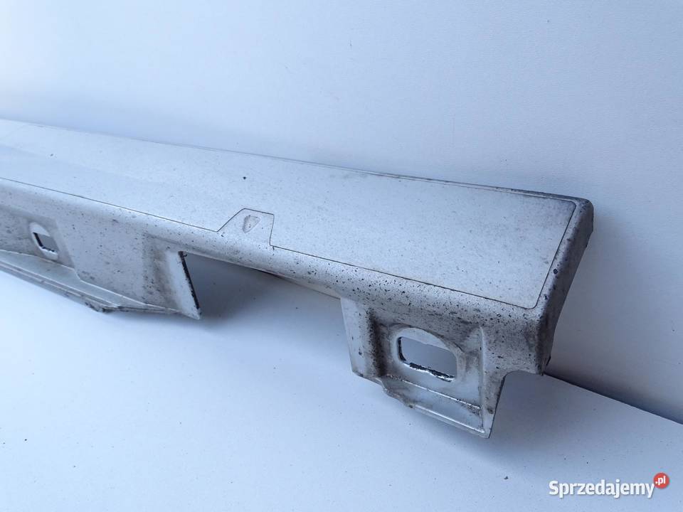 LISTWA NAKŁADKA PROGU PROGOWA PRAWA KOMBI SEDAN małopolskie