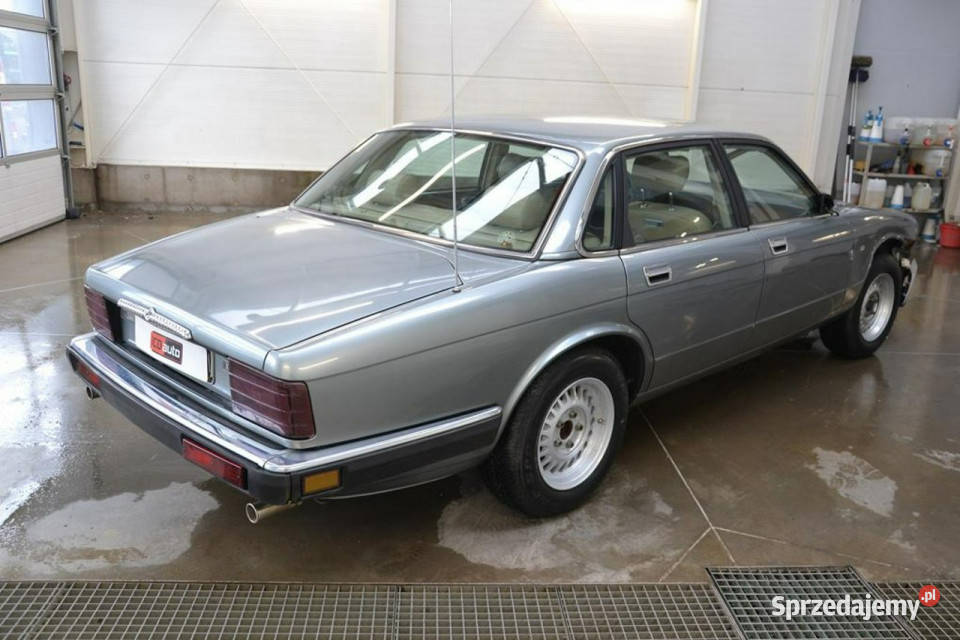 Jaguar XJ xj6 32 benzyna 210 automat skóra